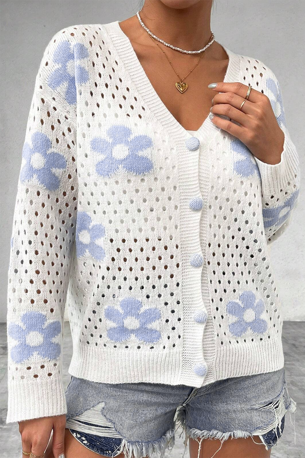 White Flower Knit Open Short Cardigan – Elegant and Feminine Layer