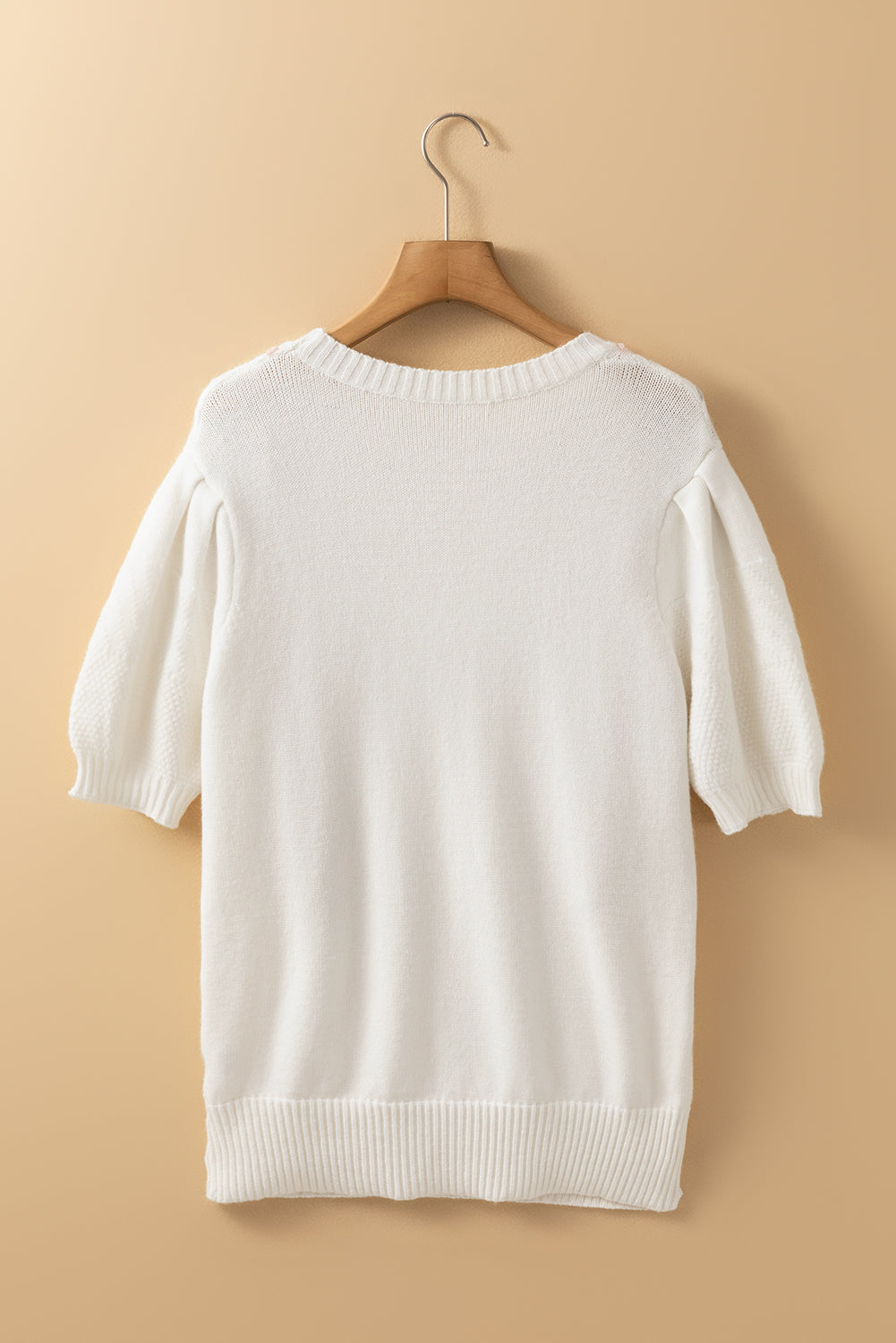 White Multicolor Stitch Short Sleeve Sweater – Cozy and Stylish