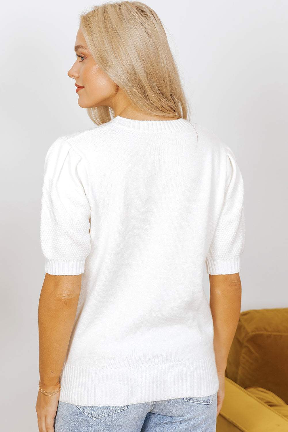 White Multicolor Stitch Short Sleeve Sweater – Cozy and Stylish