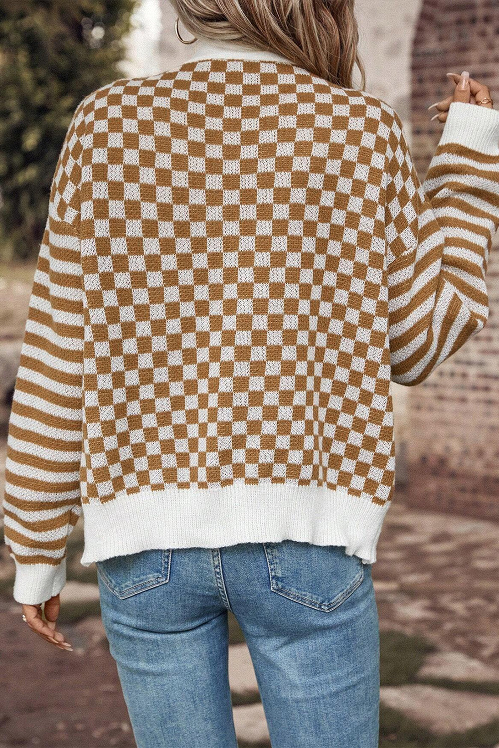 Brown Checkered V Neck Cardigan – Classic Style with a Modern Twist