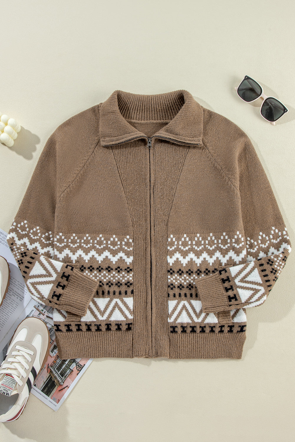 Brown Trim Collared Zip up Cardigan – Bold & Versatile